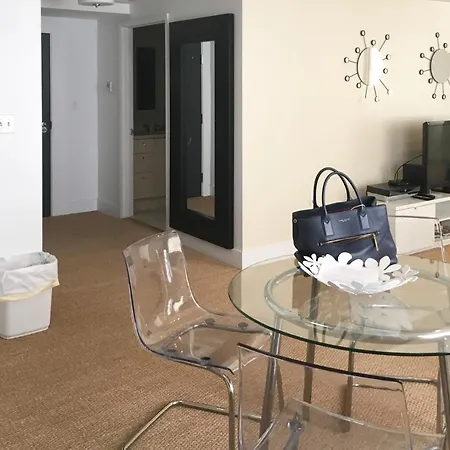 The Carlyle 3G Apartment